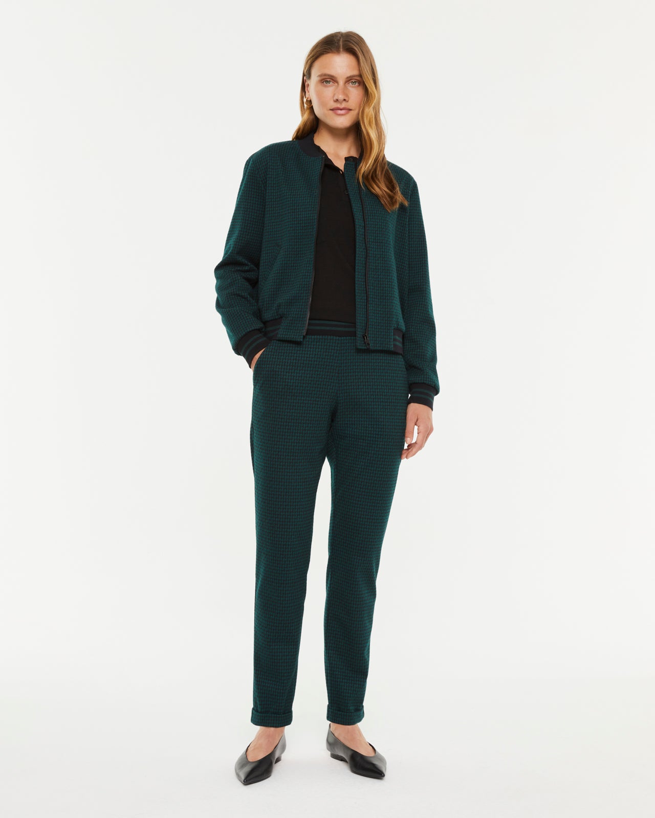 Pantalón recto en punto fantasía cuadros cintura elástica