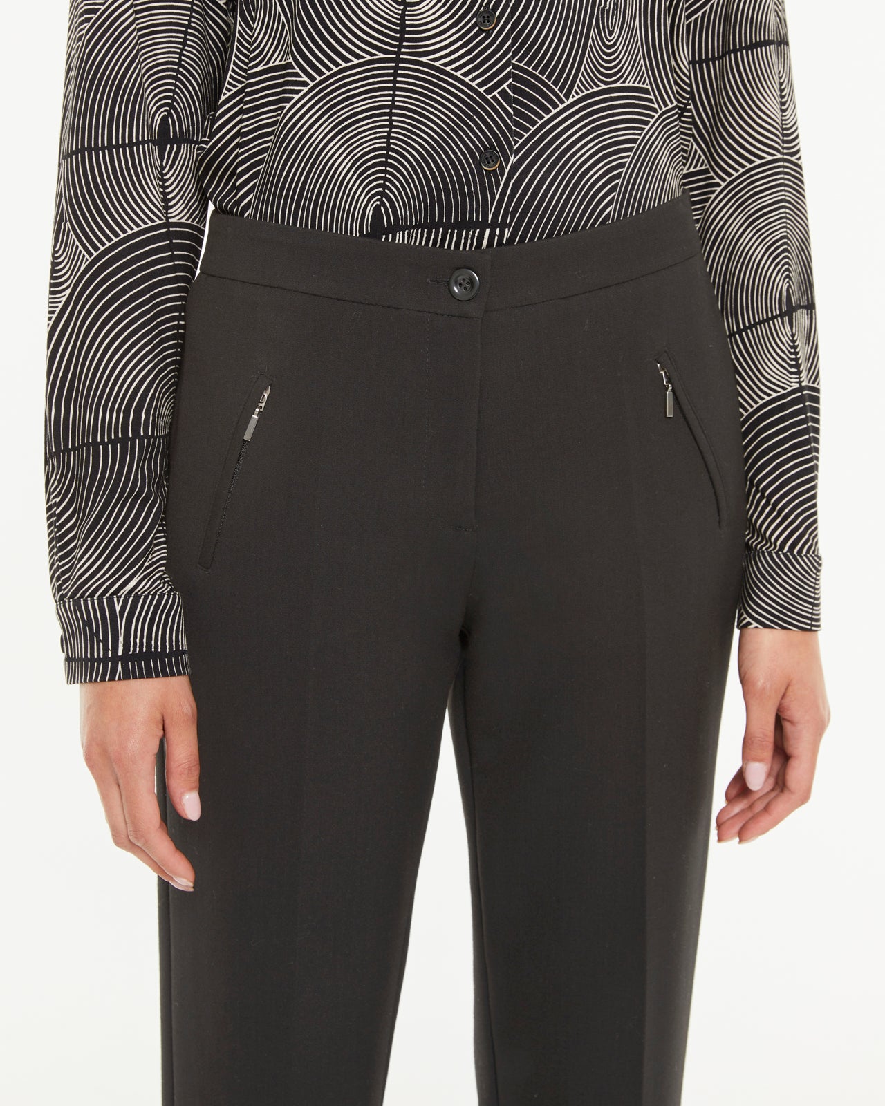 Pantalon droit pour femme avec poches zippées