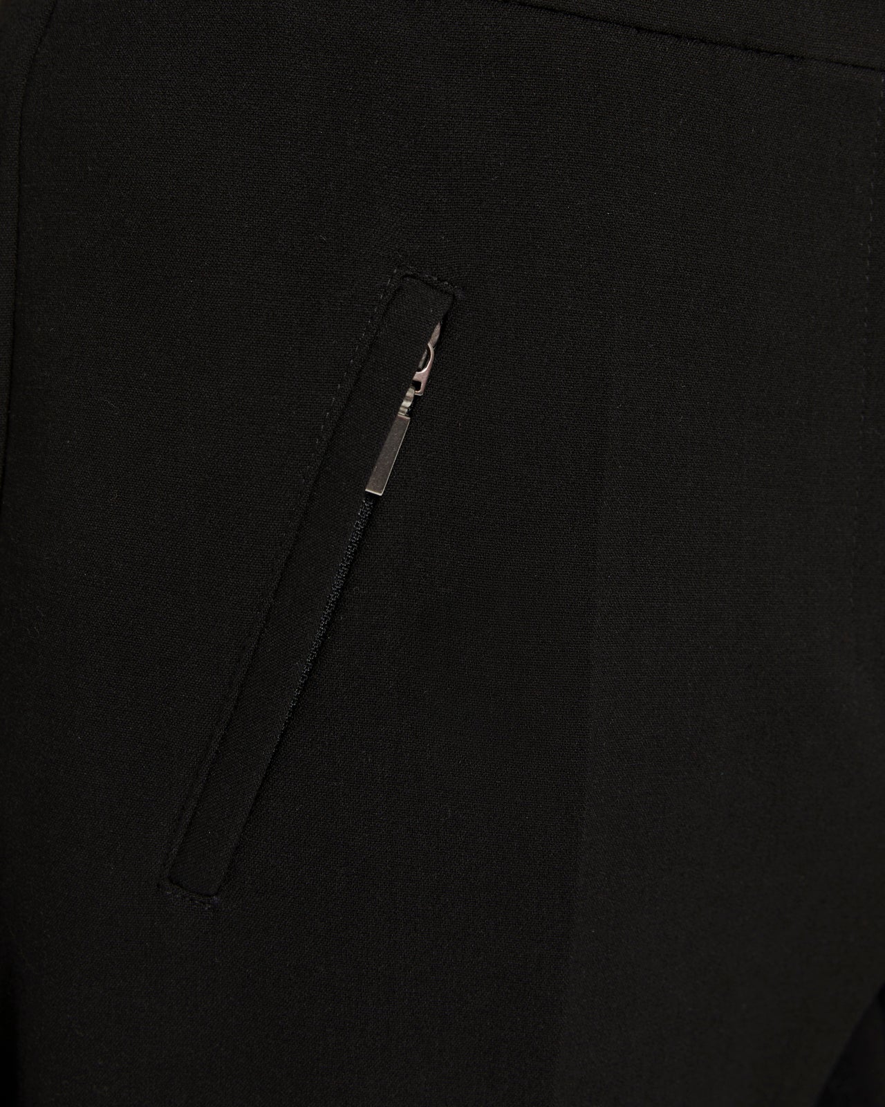 Pantalon droit pour femme avec poches zippées