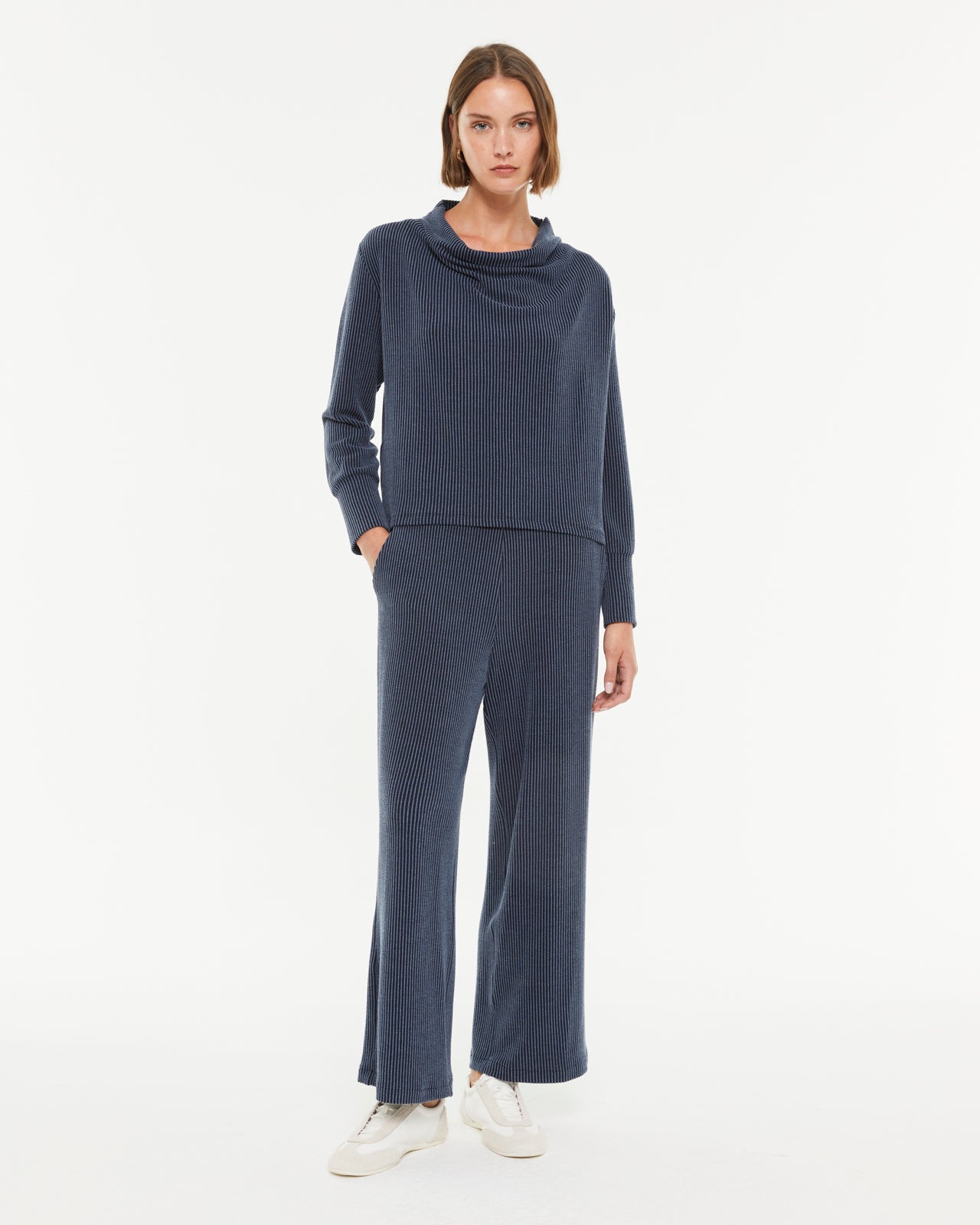 Pantalon large en tricot pour femme avec taille élastique