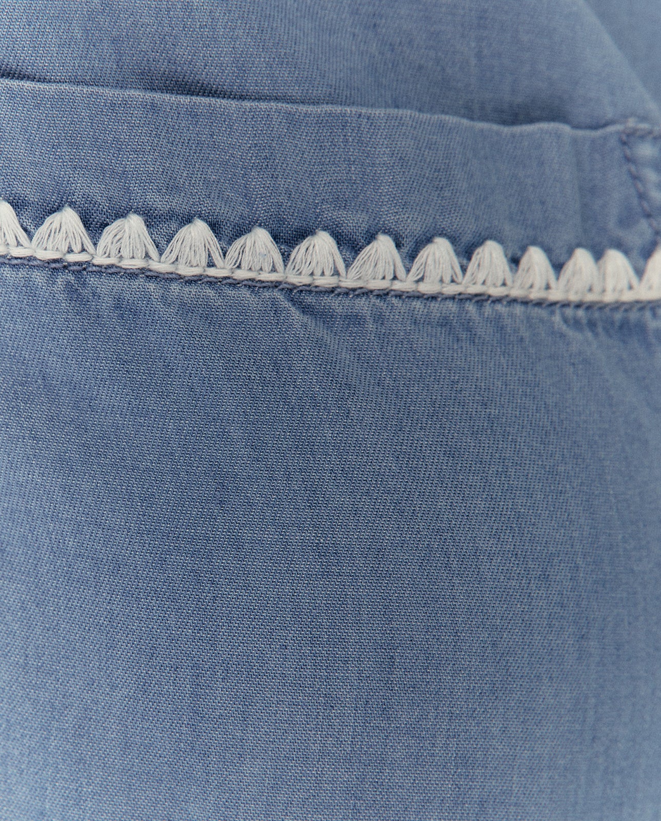 Camisa de mujer manga a codo cuello camisero