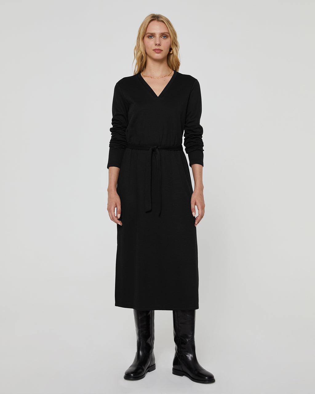 Long-sleeved knitted dress with a V-neckline