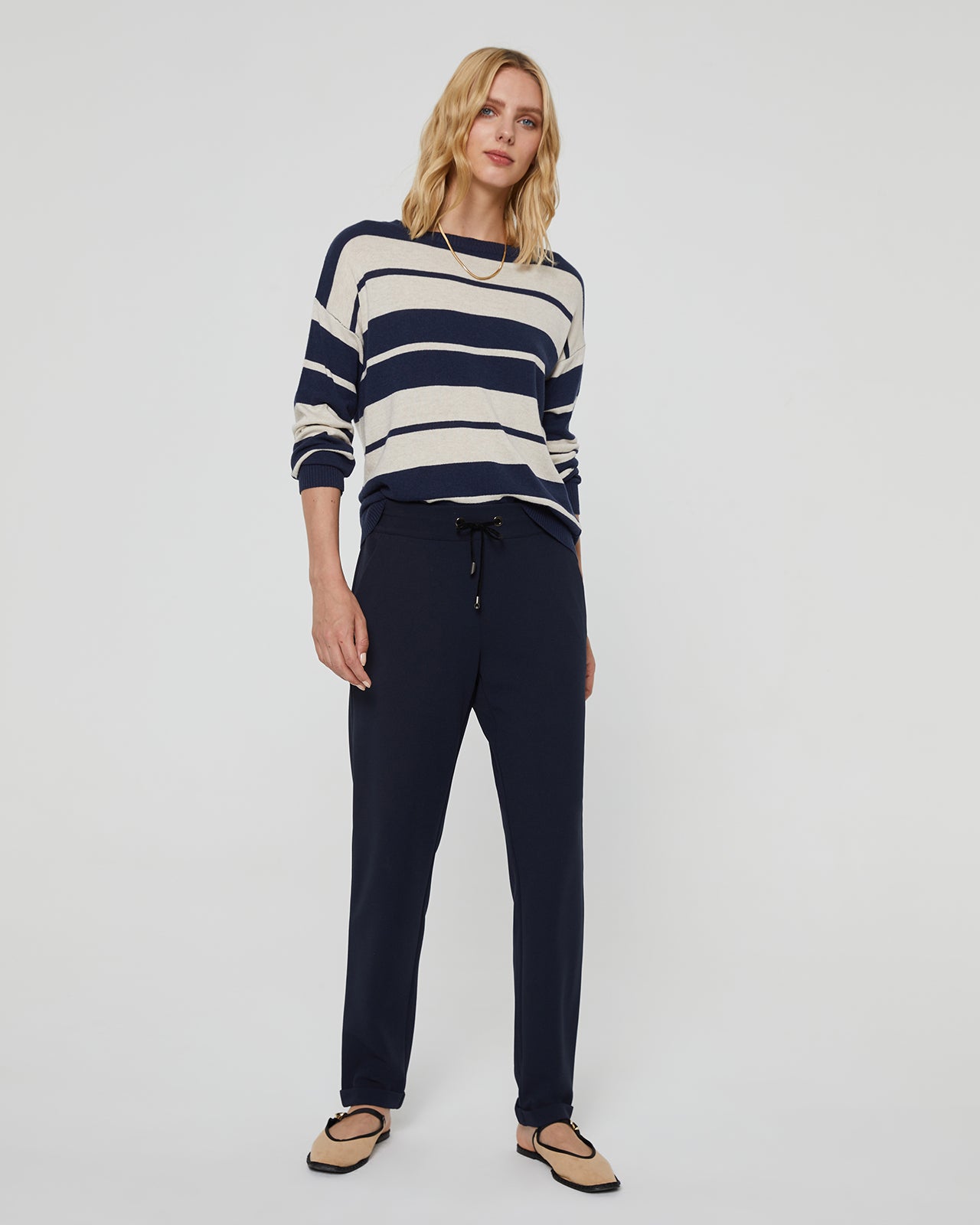 Women's jogger with elastic waist and French pockets