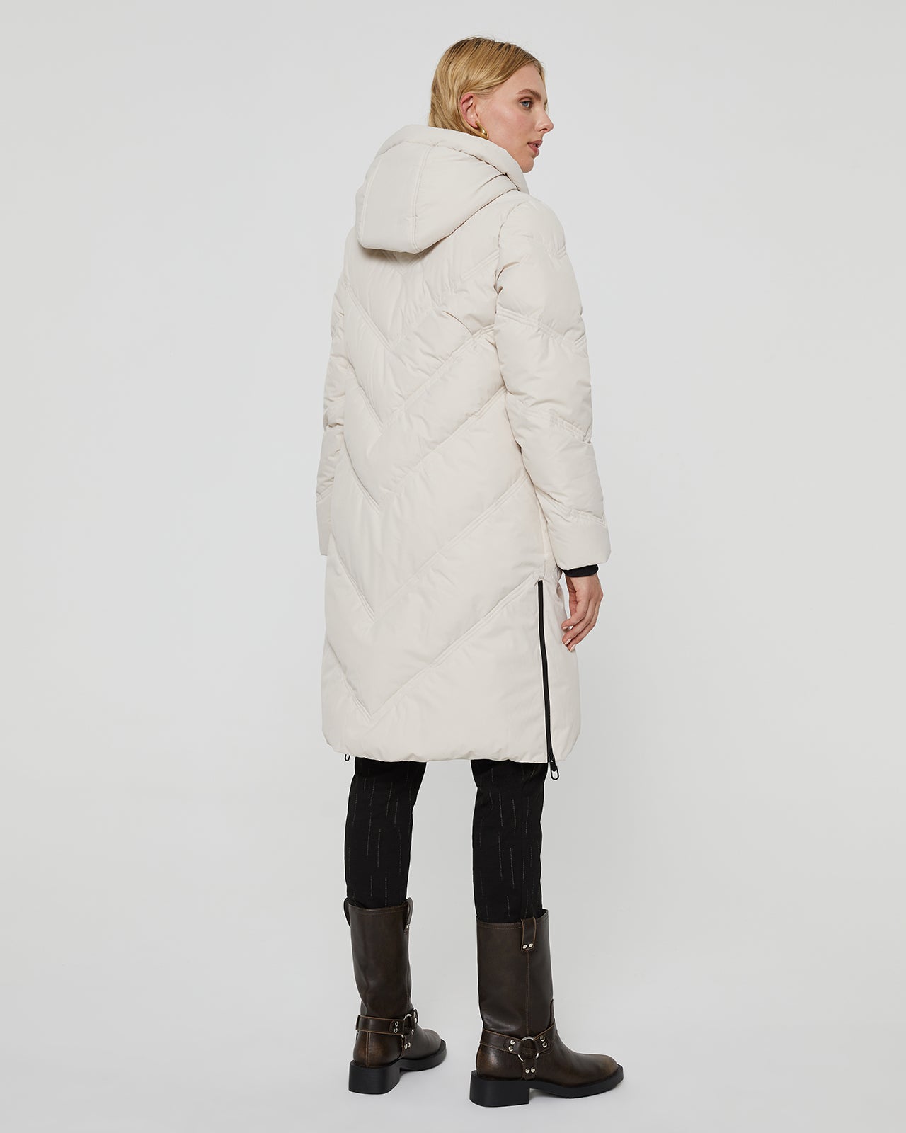 Women's long down jacket with large pockets and detachable hood