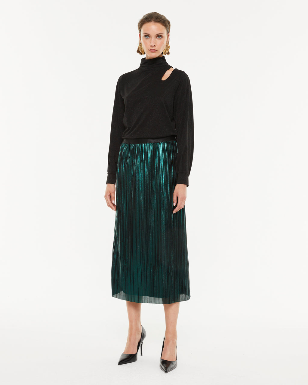 Pleated skirt with elastic waistband