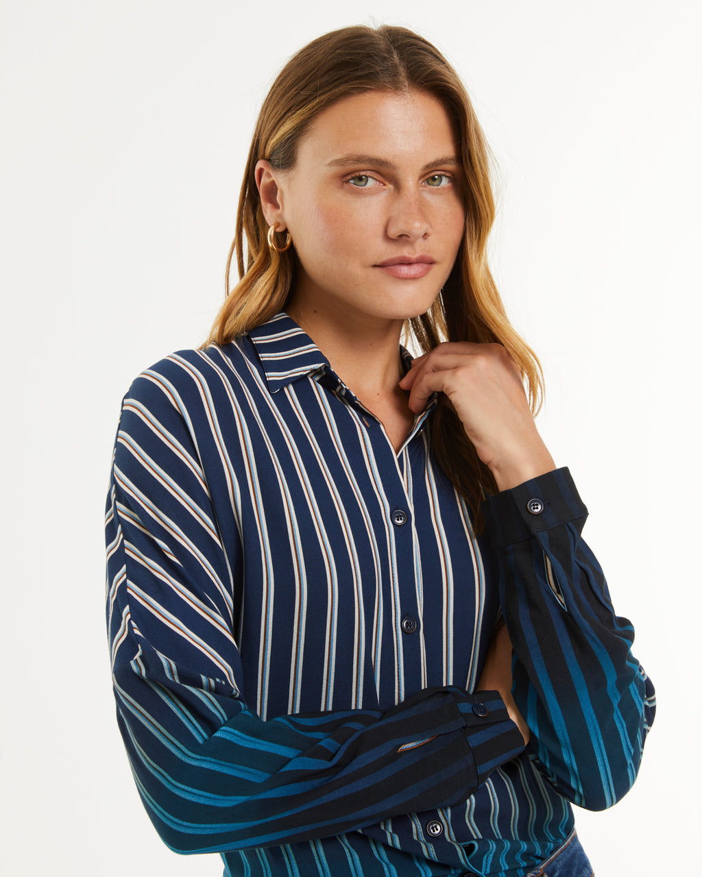 Camisa de mujer estampado rayas cuello camisero