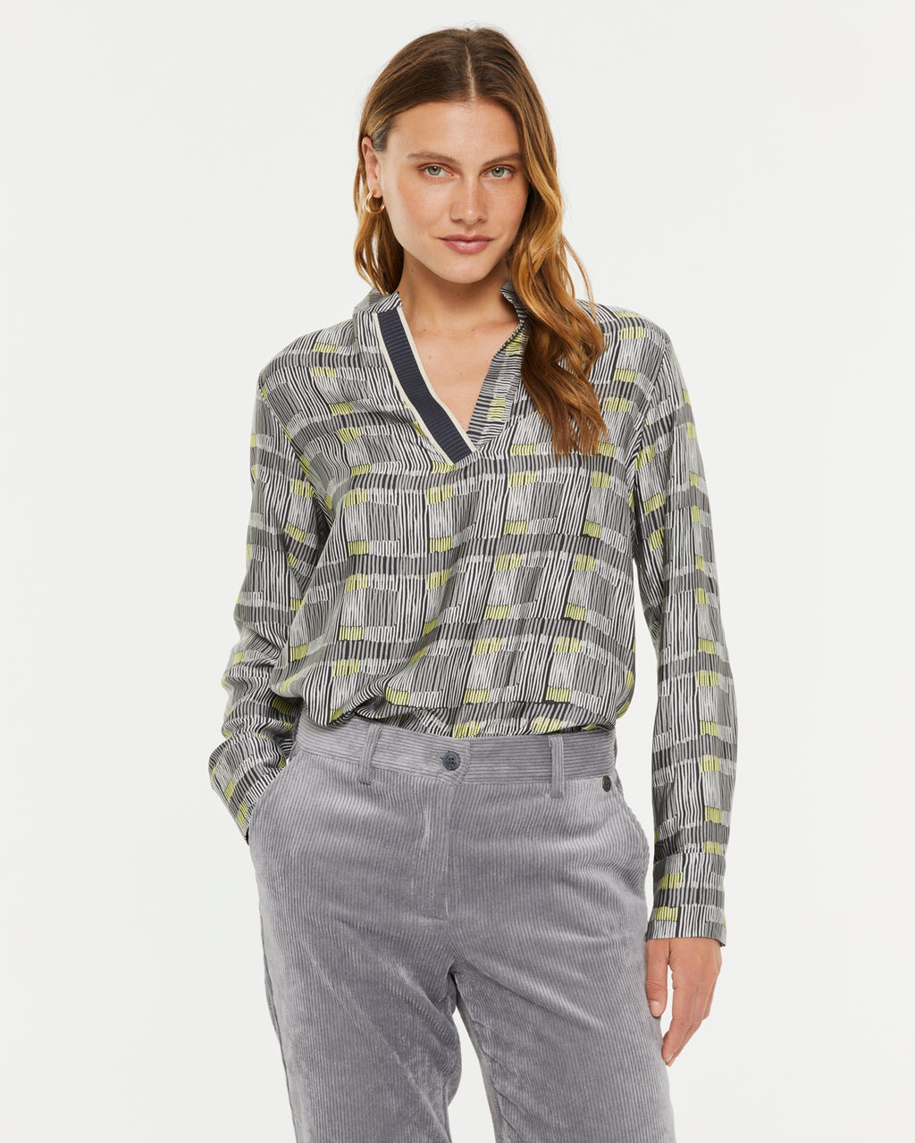 Blusa de mujer estampado cuadros manga larga cuello mao