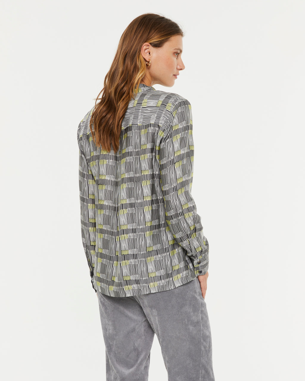 Blusa de mujer estampado cuadros manga larga cuello mao