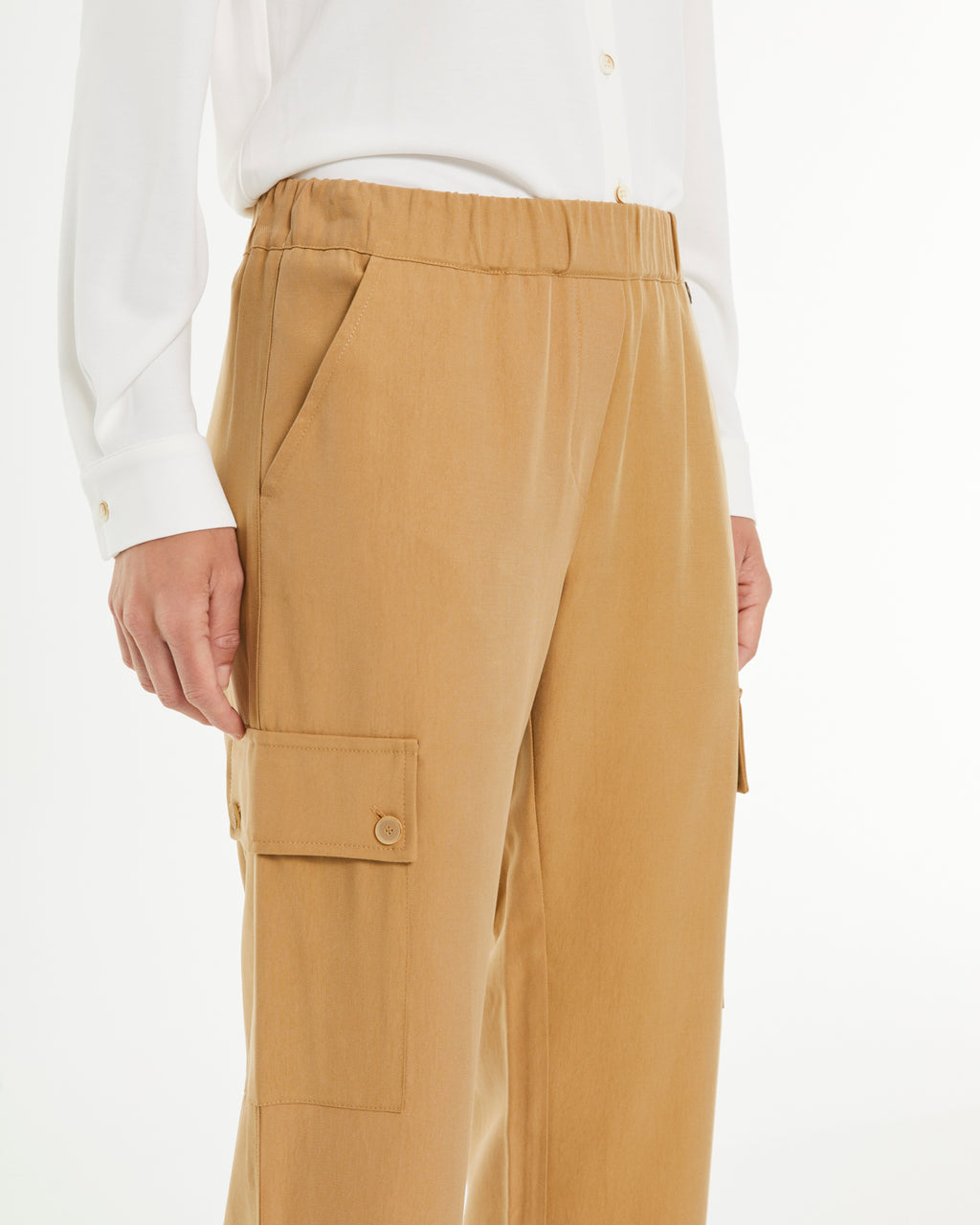 Pantalón recto de mujer tipo cargo cintura elástica