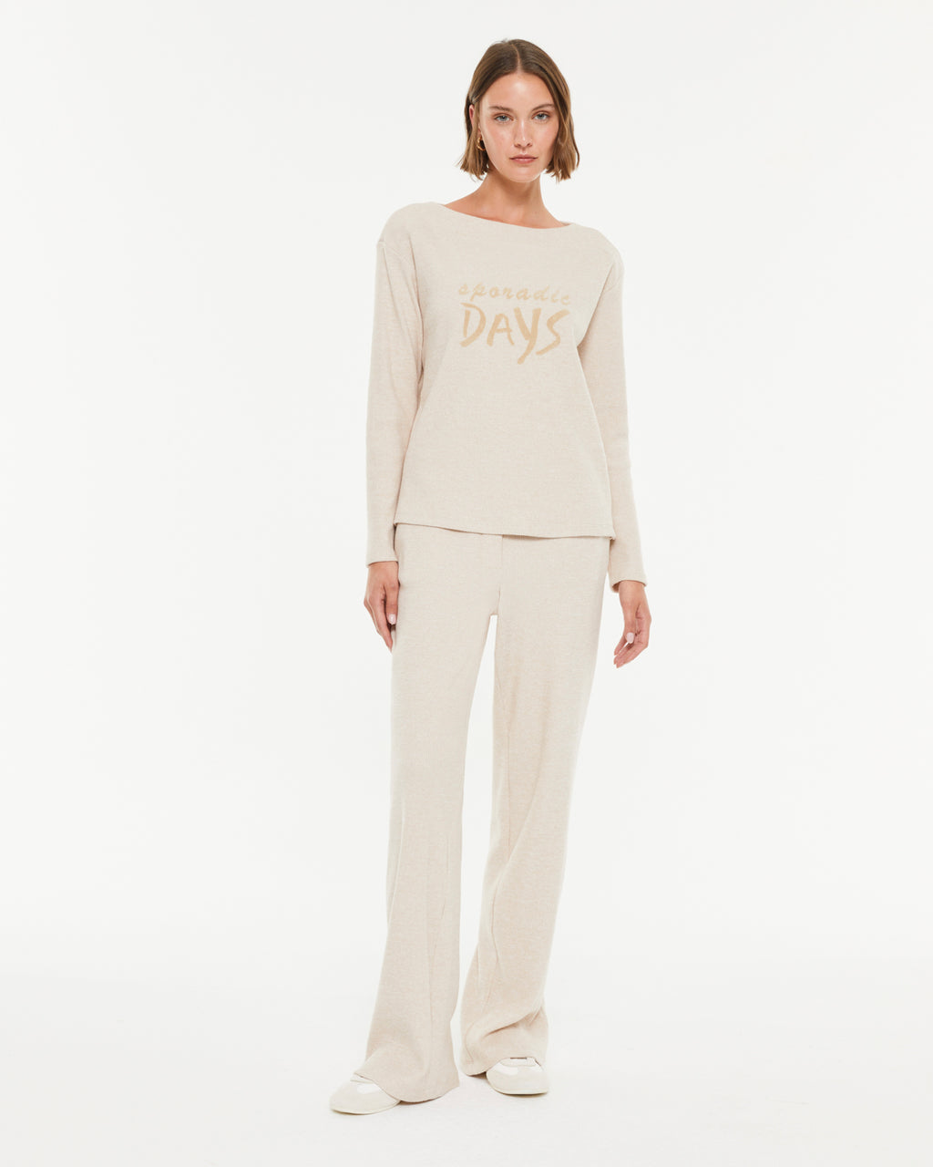 Pantalón recto de mujer de punto canalé cintura elástica