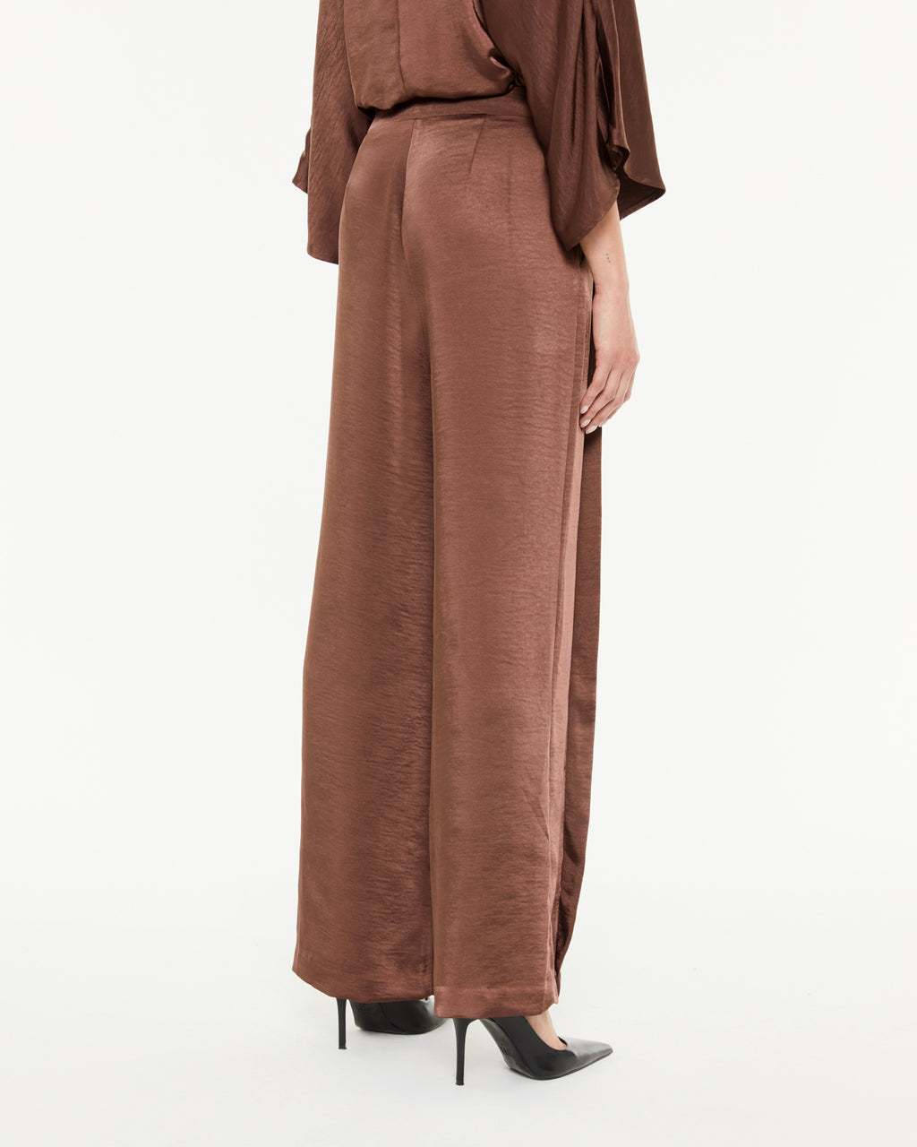 Pantalon large en satin pour femme