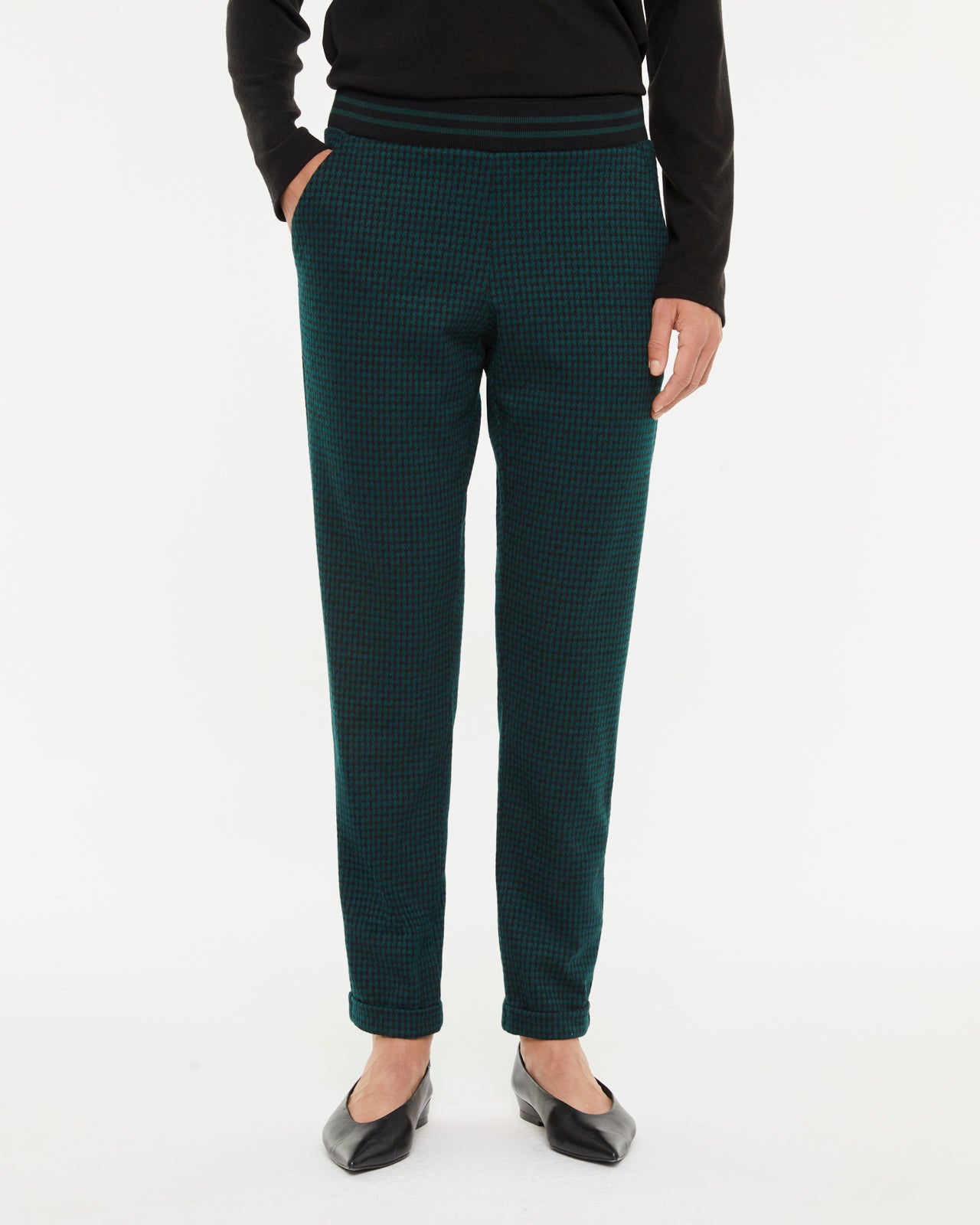 Pantalón recto en punto fantasía cuadros cintura elástica