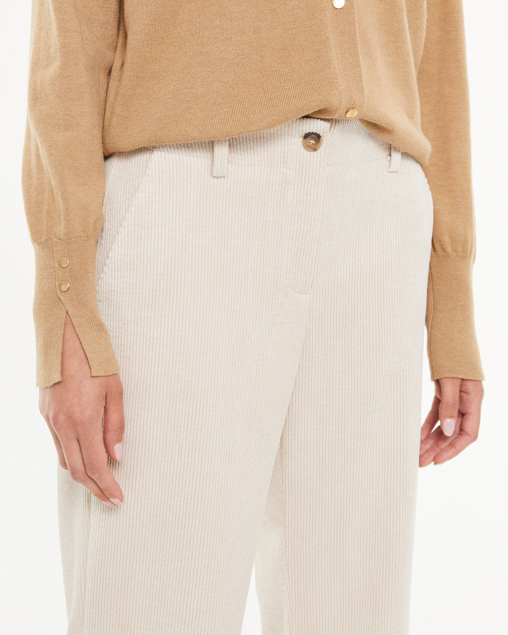 Pantalón de mujer de pana con bolsillos laterales