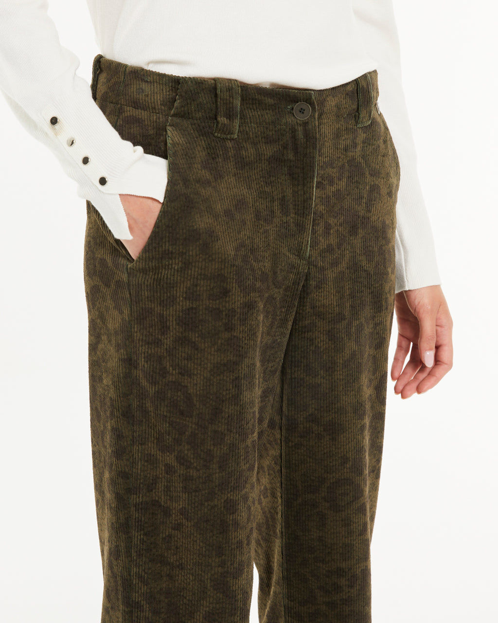 Pantalón recto de mujer de pana estampada animal print