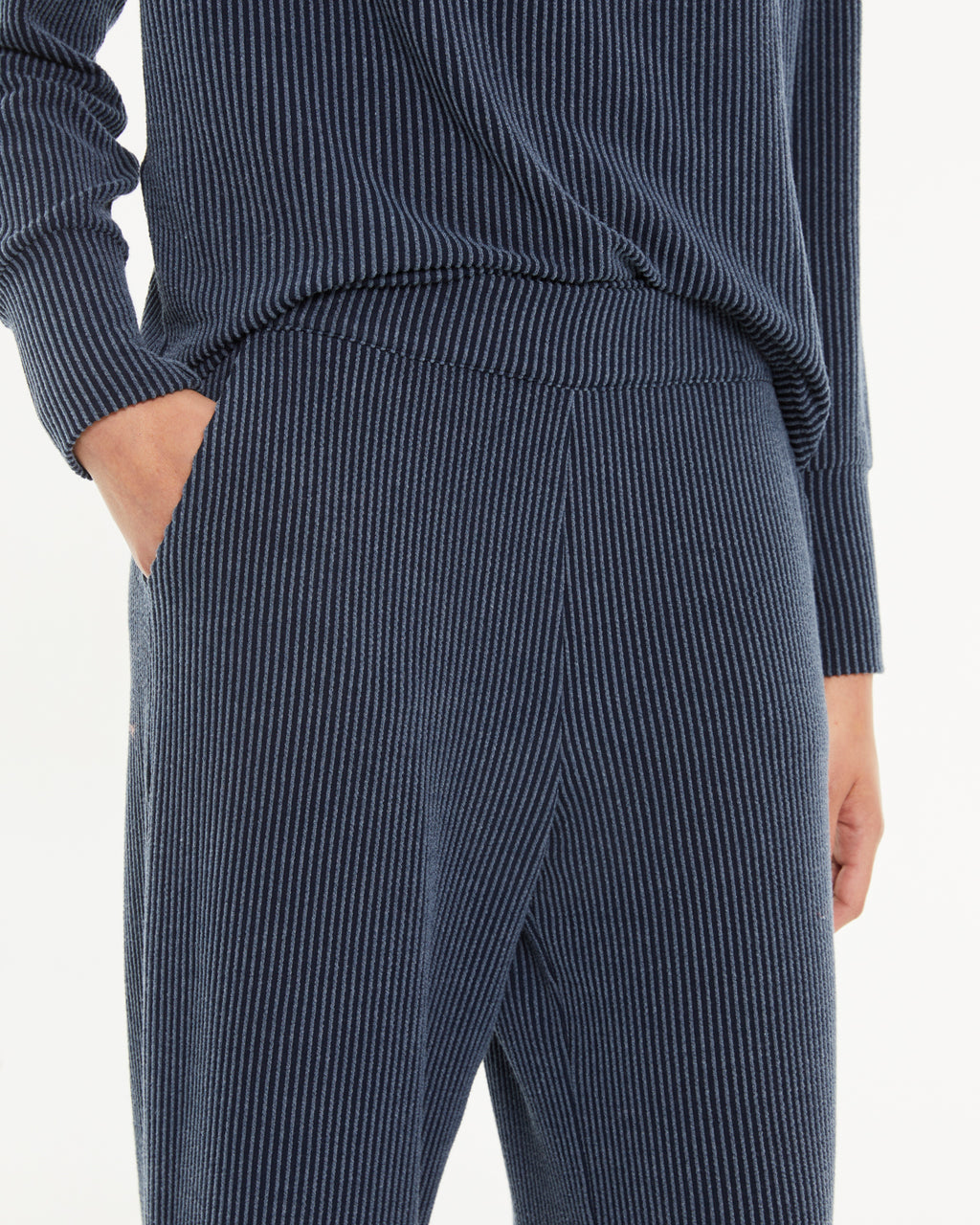 Pantalon large en tricot pour femme avec taille élastique