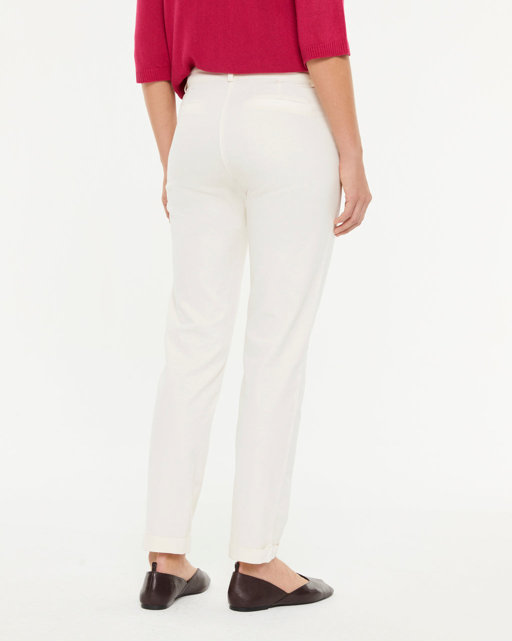 Pantalon femme avec ourlet à revers et poches latérales