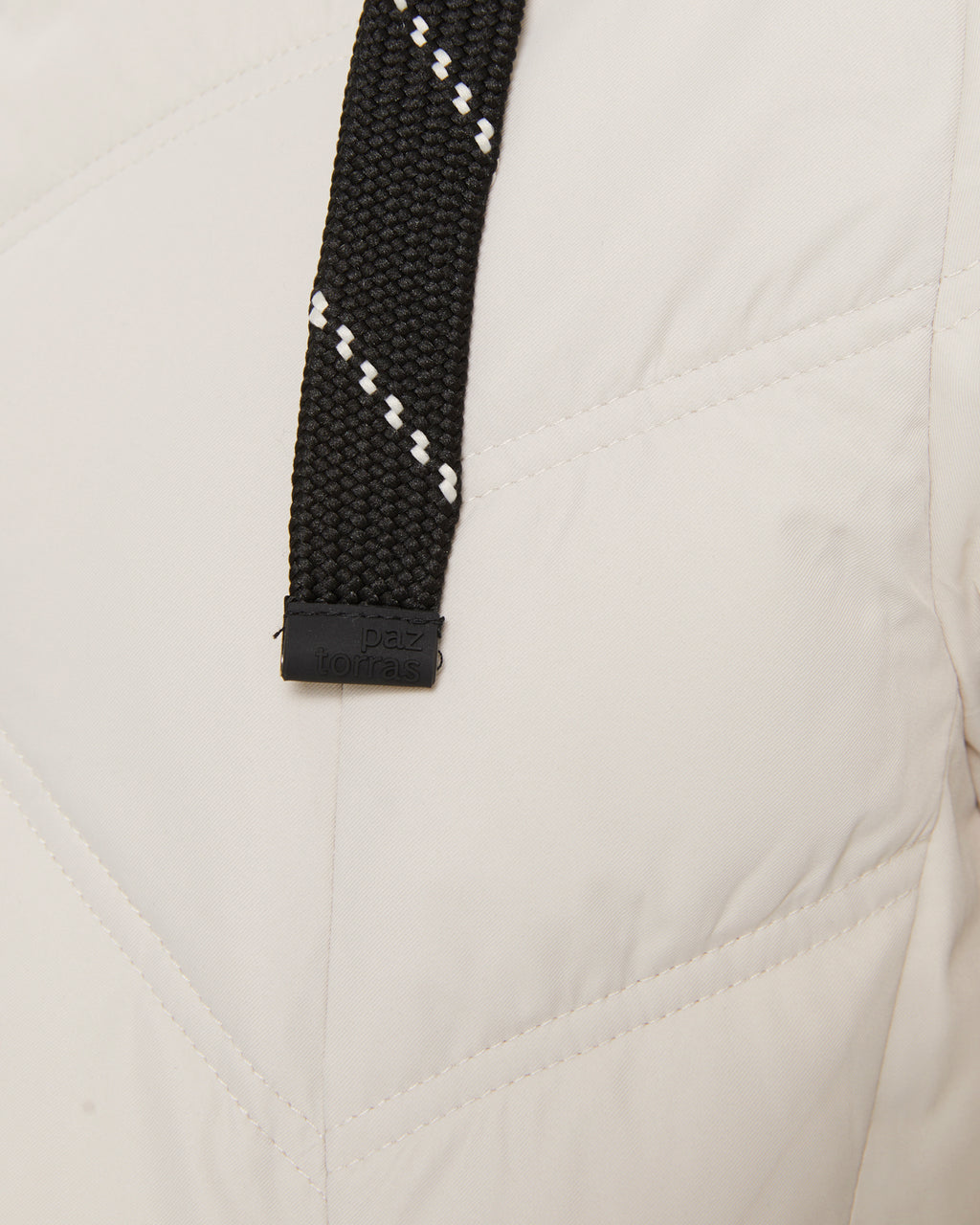 Parka larga de mujer bolsillos grandes capucha desmontable