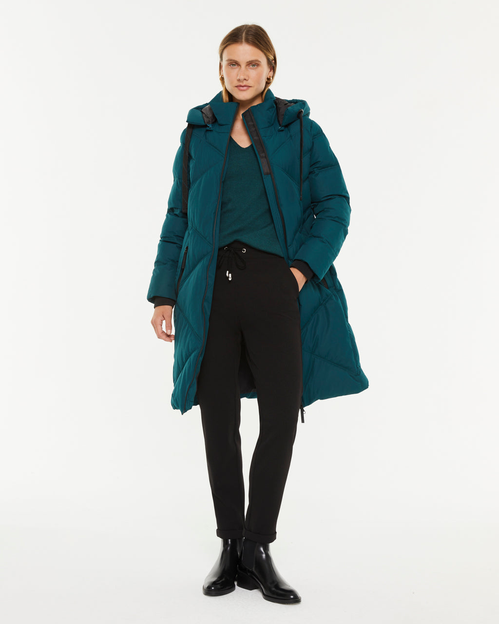 Parka larga de mujer bolsillos grandes capucha desmontable