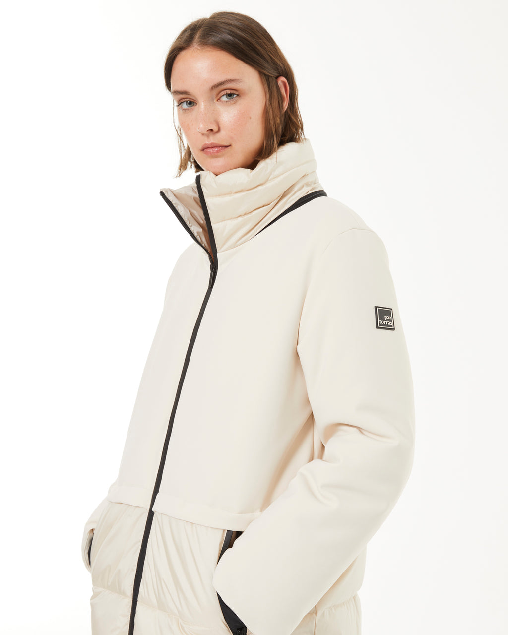 Parka larga de mujer con capucha