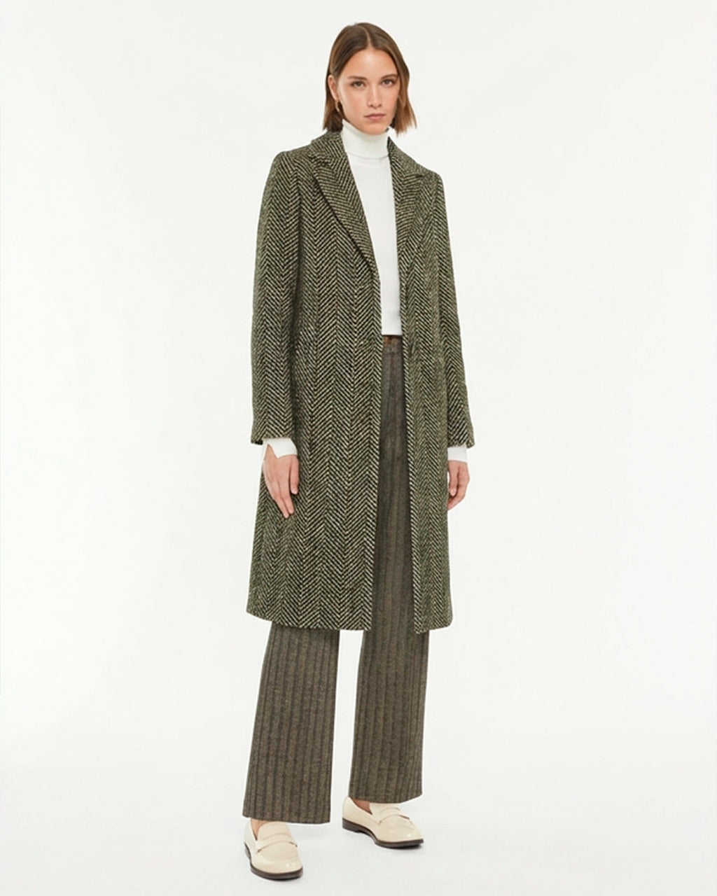 Abrigo de mujer estampado espiga con solapas