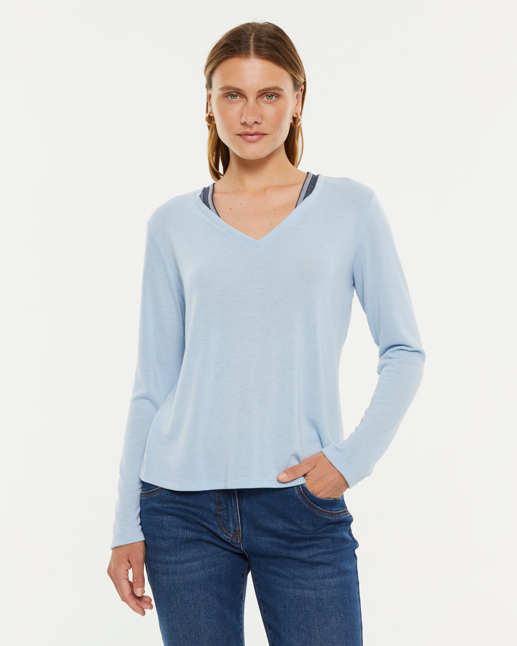 Camiseta de mujer escote pico manga larga