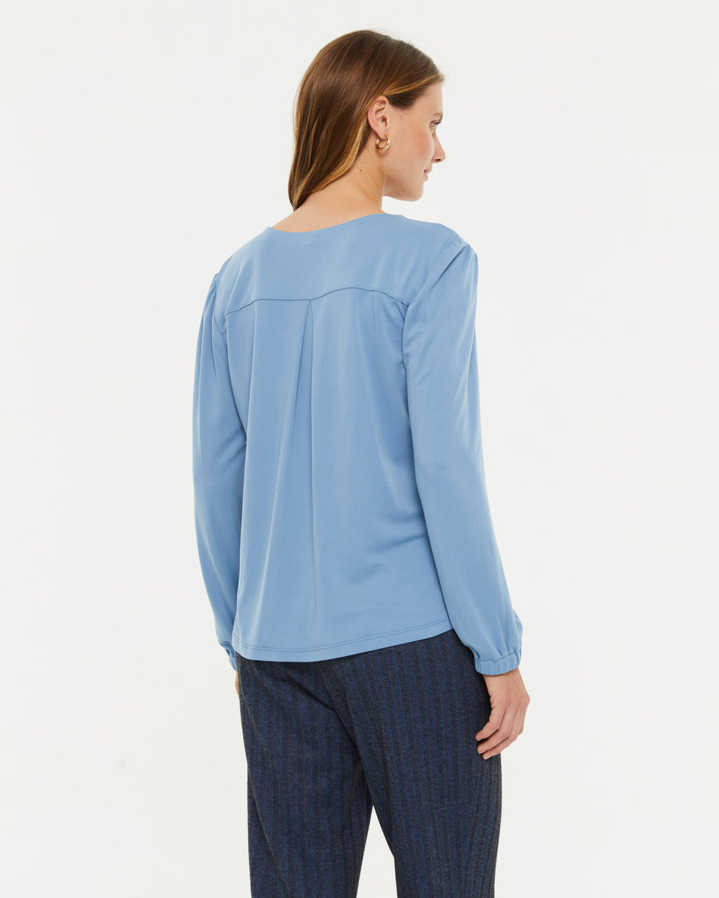 Camiseta de mujer escote pico manga larga