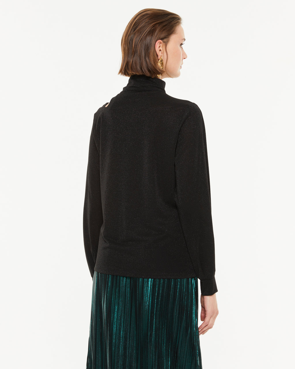 Women's fancy knit T-shirt with long sleeves and a Perkins collar