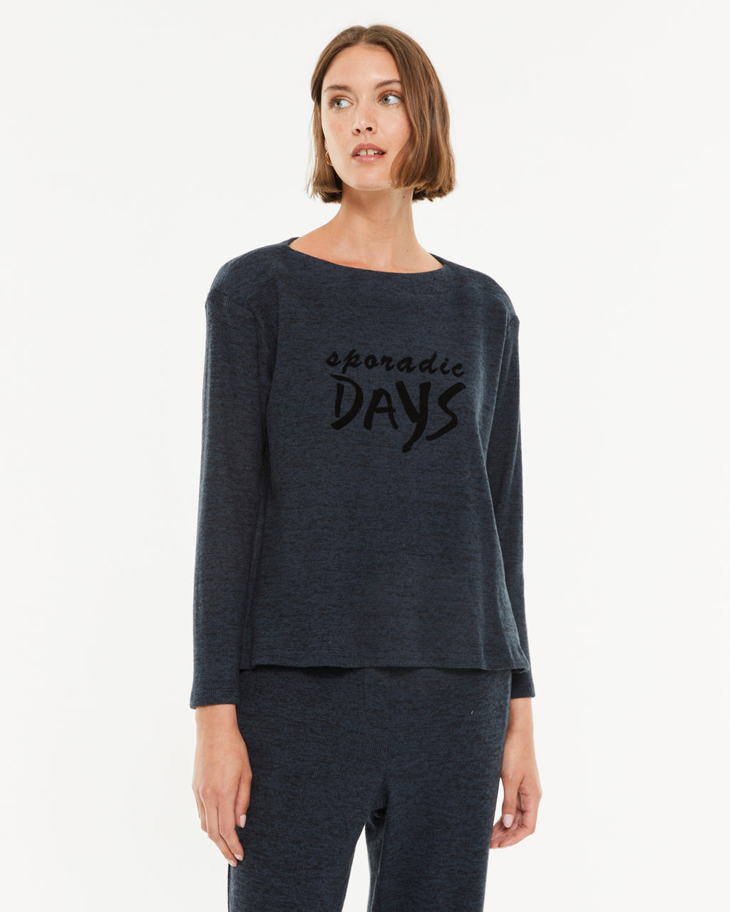 T-shirt à manches longues et col rond pour femme