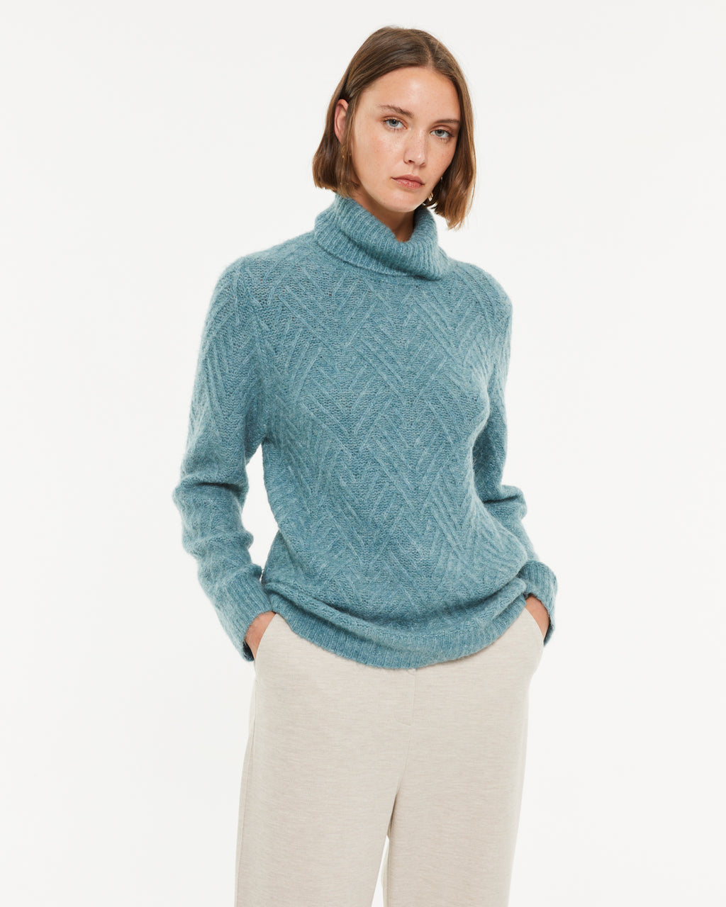 Jersey de mujer punto fantasía cuello alto manga larga