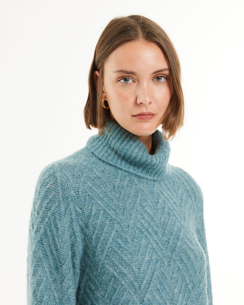 Jersey de mujer punto fantasía cuello alto manga larga