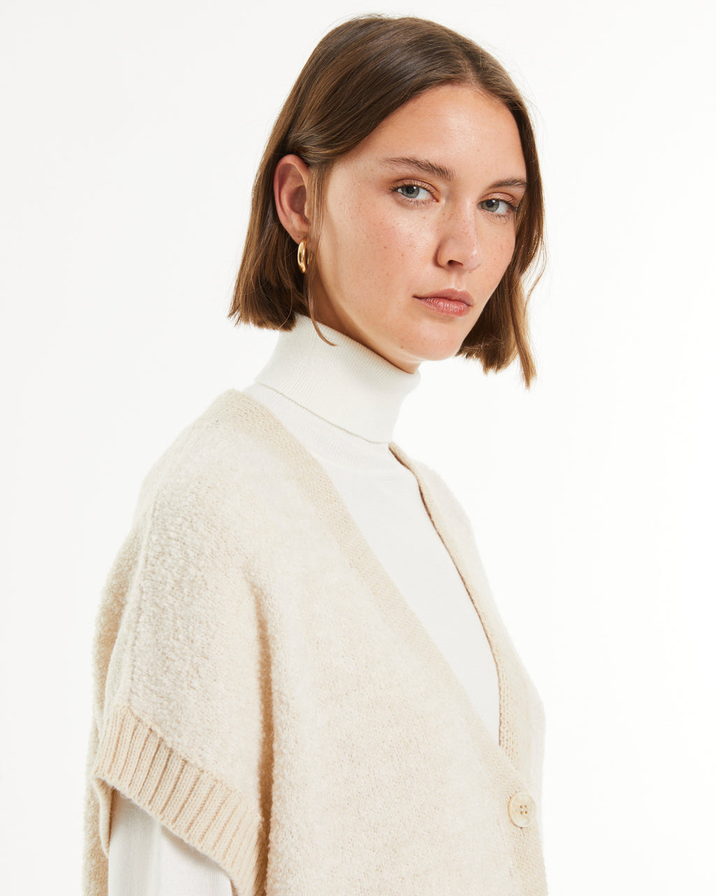 Cardigan femme avec poches et manches courtes