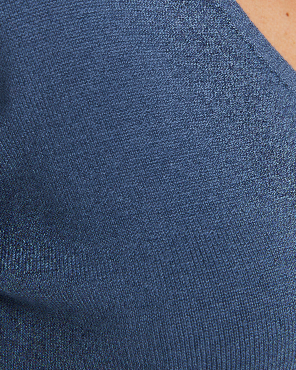 Jersey de mujer básico manga larga cuello pico