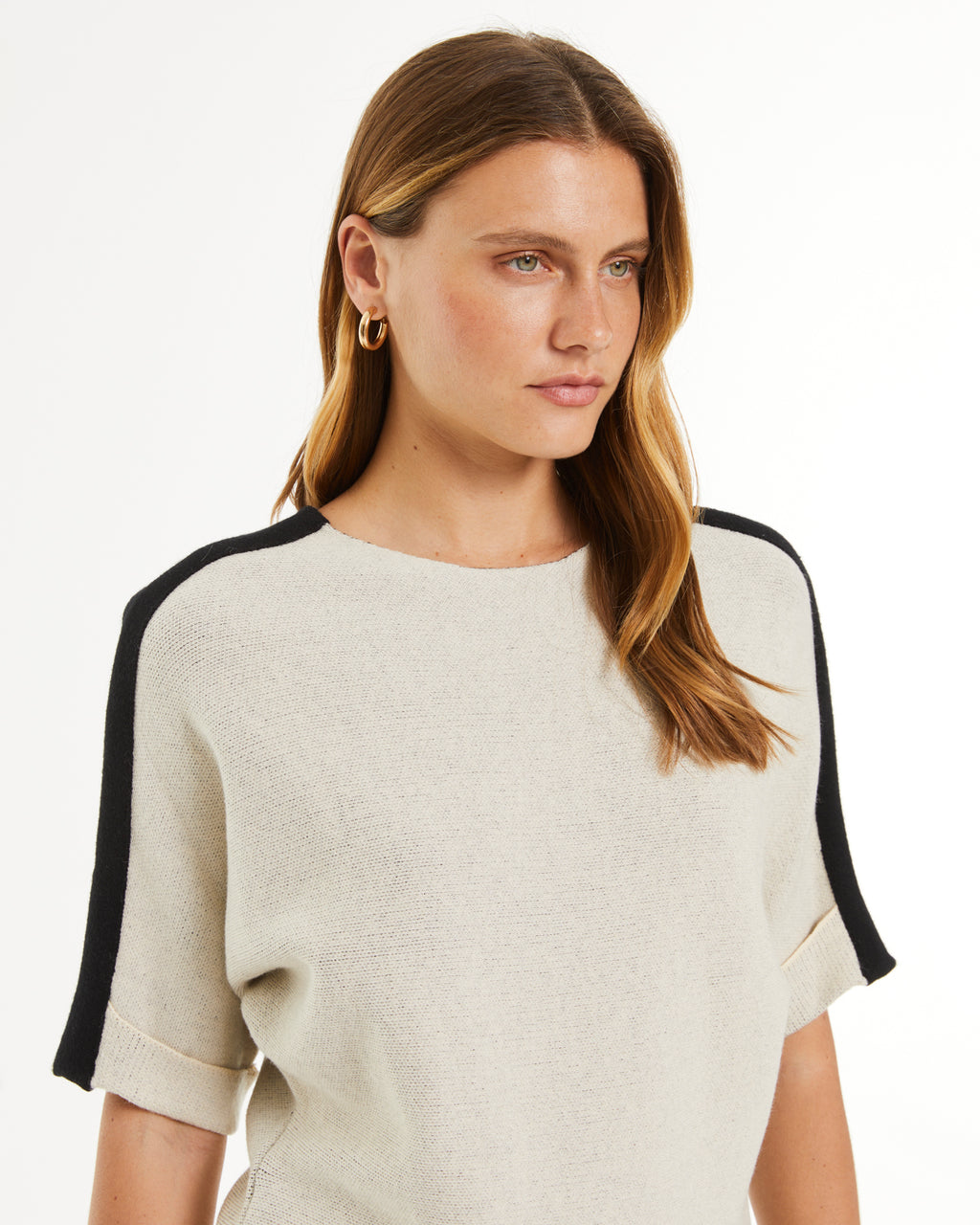 Jersey de mujer bicolor manga corta  cuello redondo