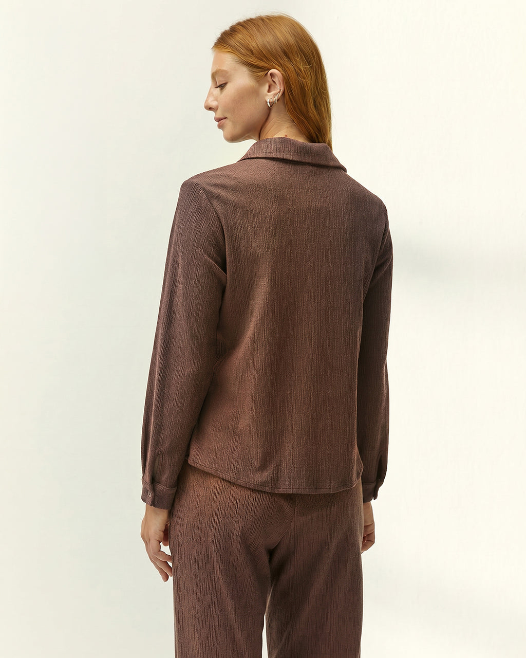 Camisa de mujer punto estructura cuello camisero