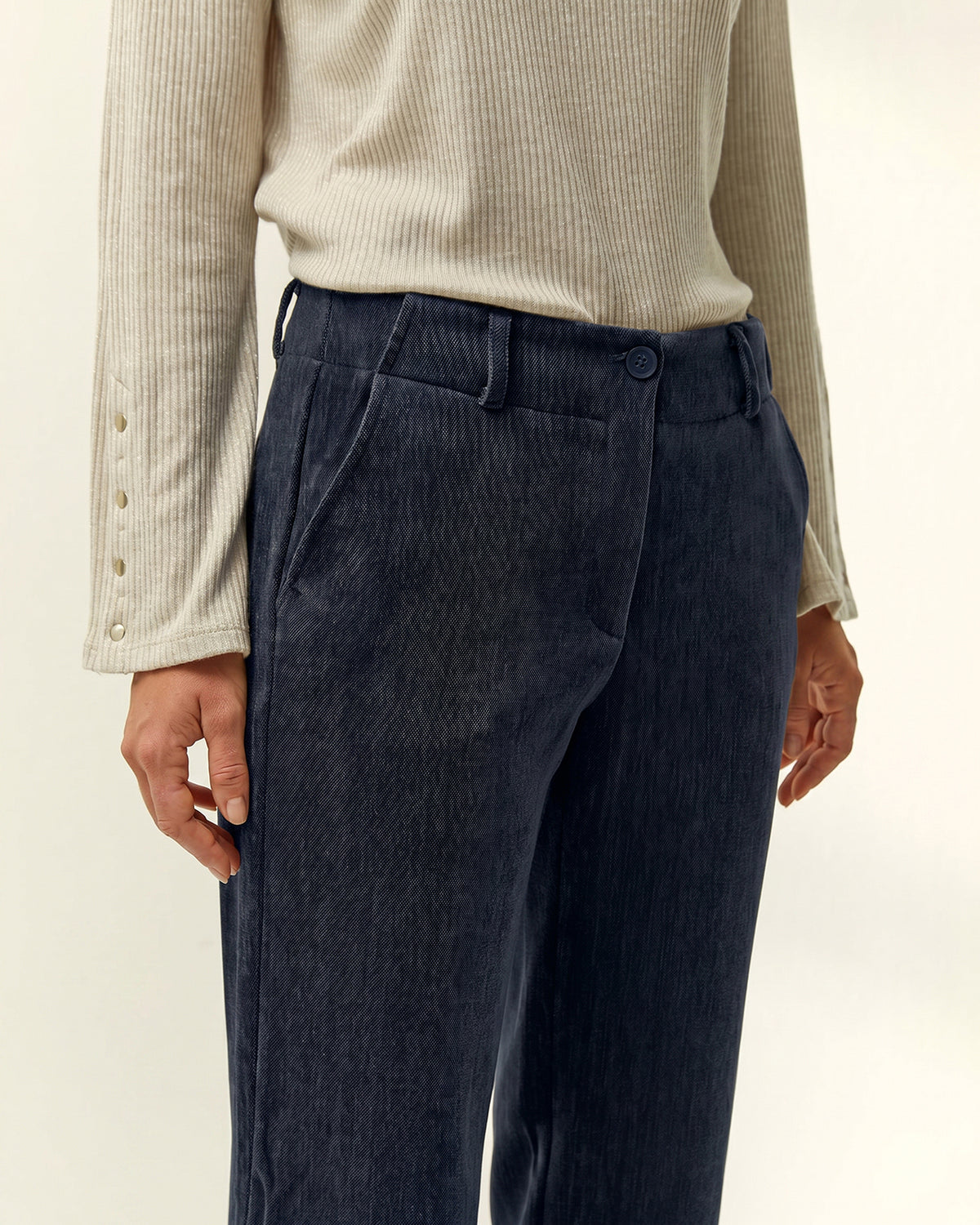 Pantalón recto de mujer efecto ante