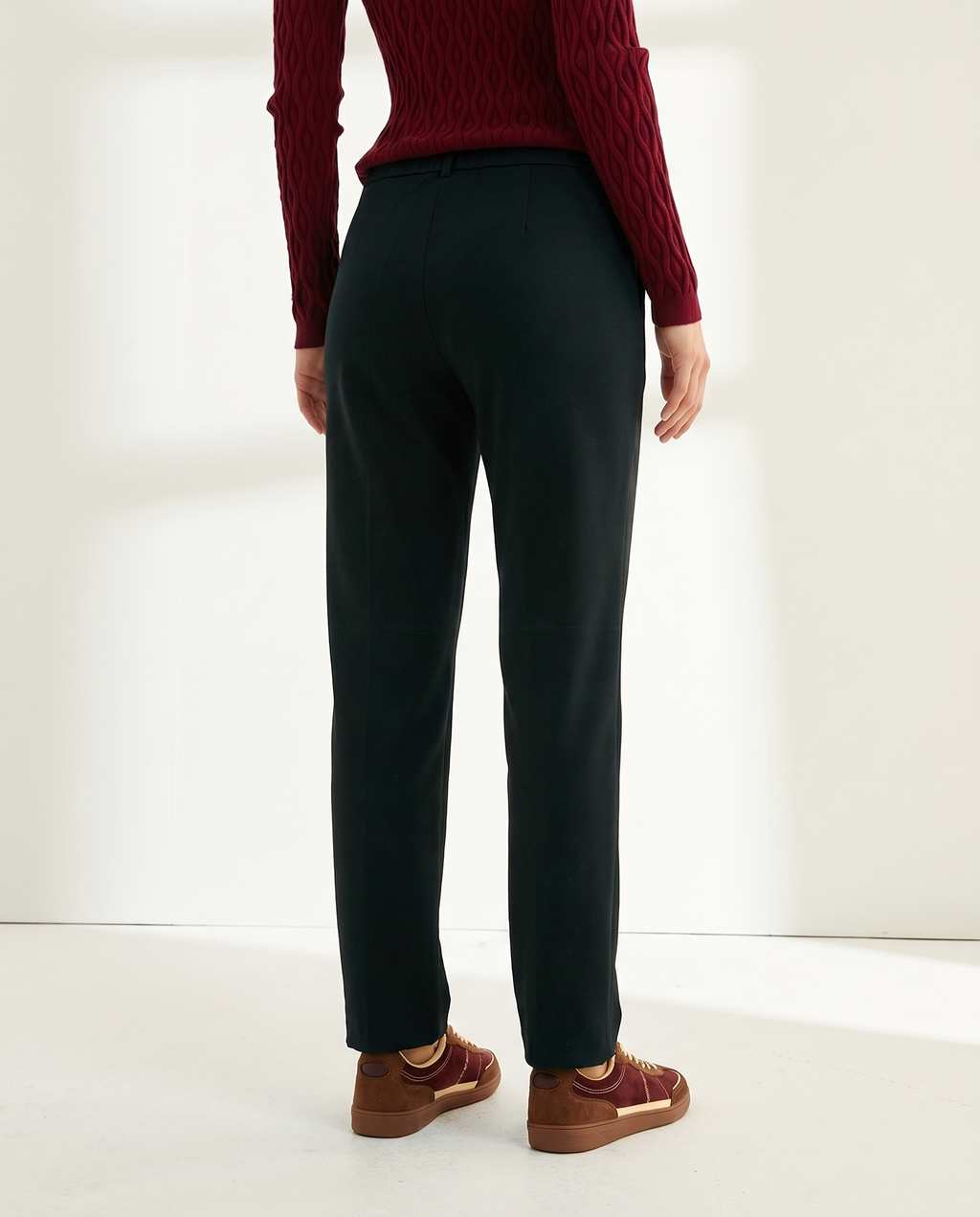 Pantalón tobillero de mujer punto liso cintura elástica