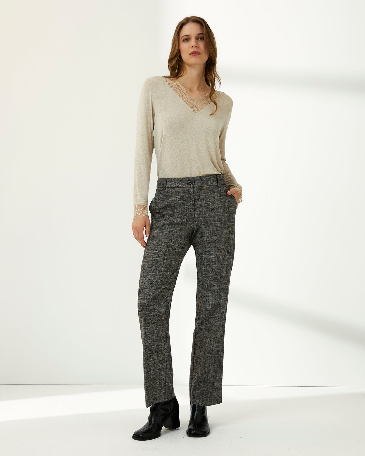 Pantalón recto de mujer cintura elástica