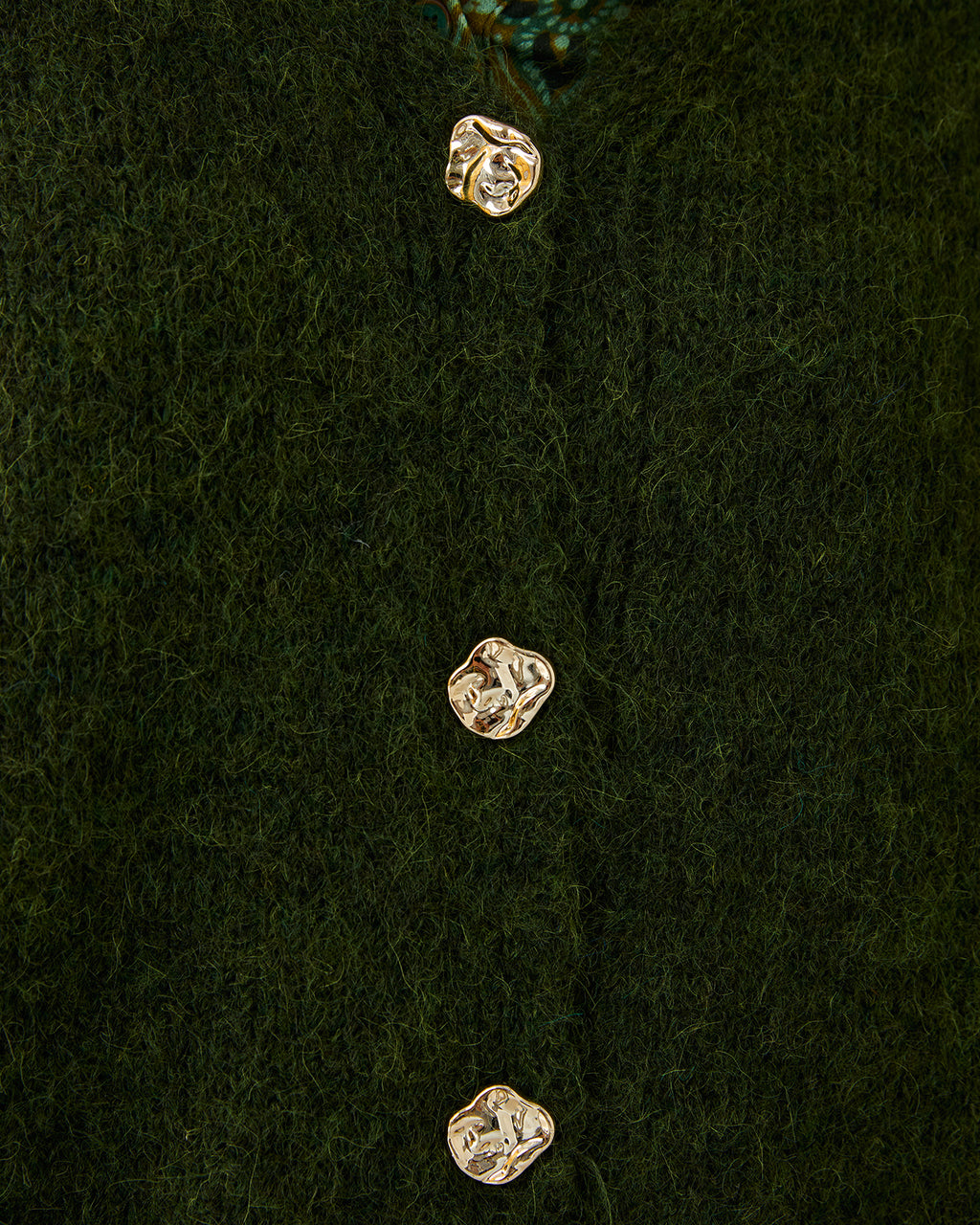 Chaleco de mujer cuello pico