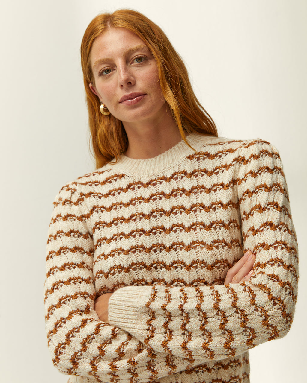 Jersey de mujer cuello redondo calado