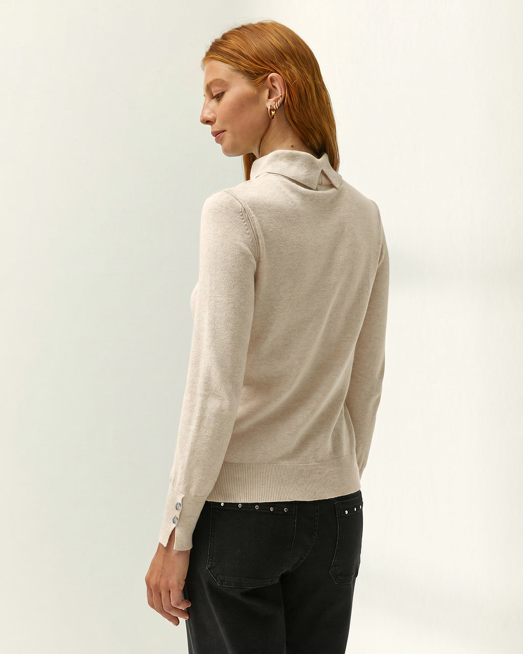 Jersey de mujer punto fino cuello alto
