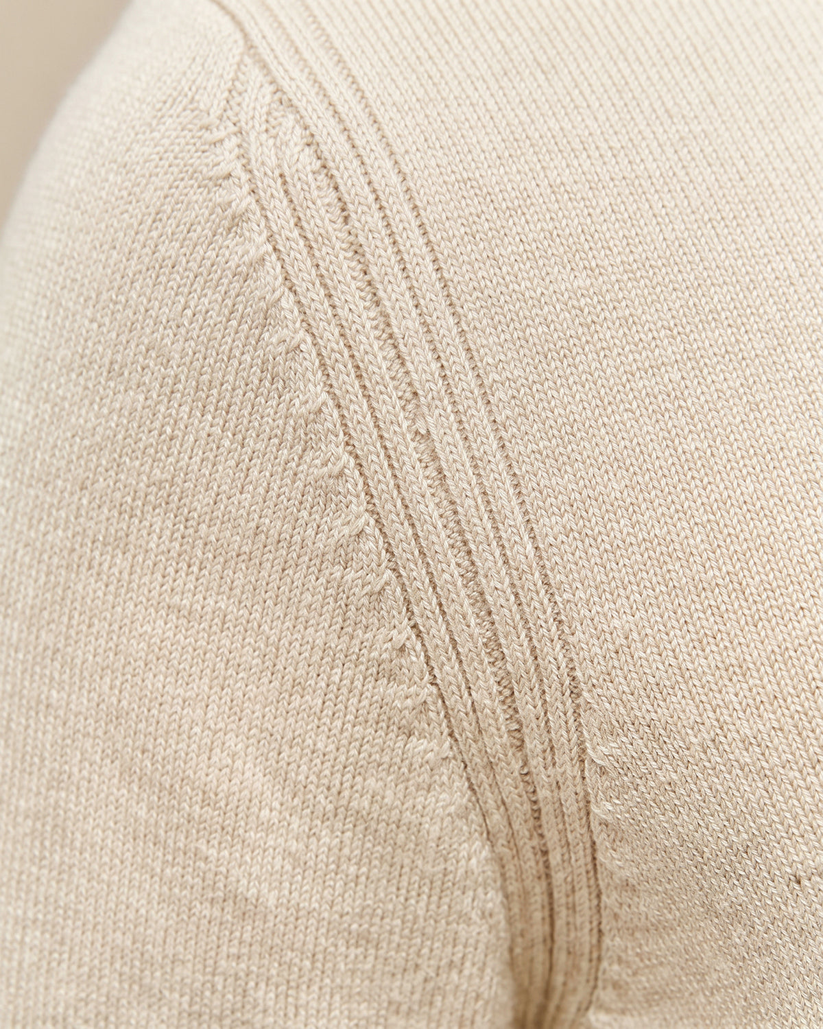 Jersey de mujer punto fino cuello alto
