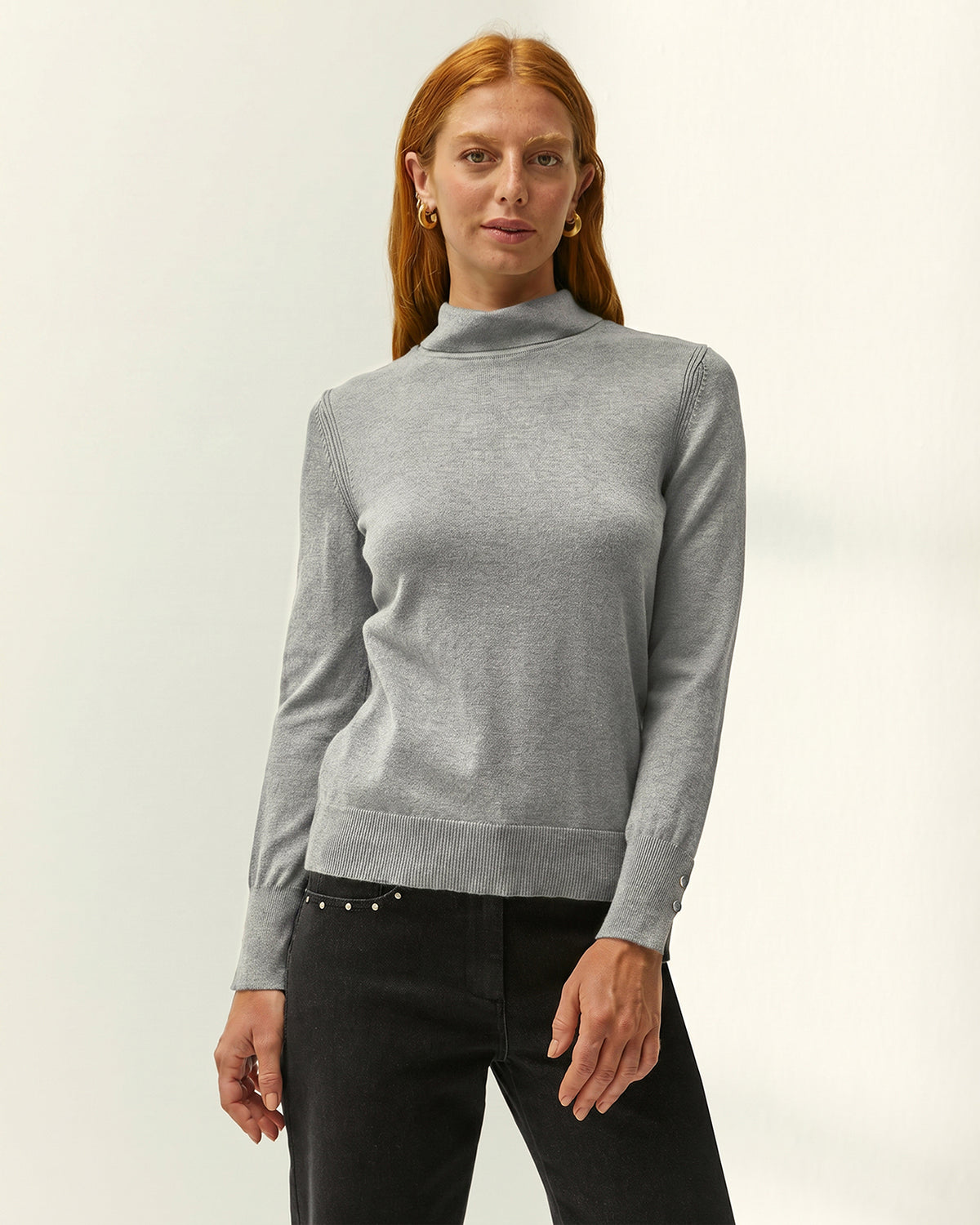 Jersey de mujer punto fino cuello alto