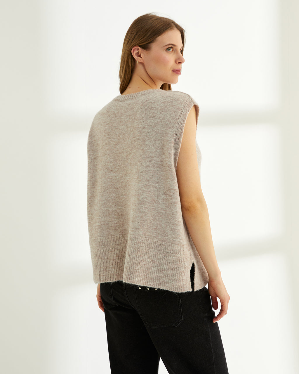 Chaleco de mujer punto liso cuello redondo