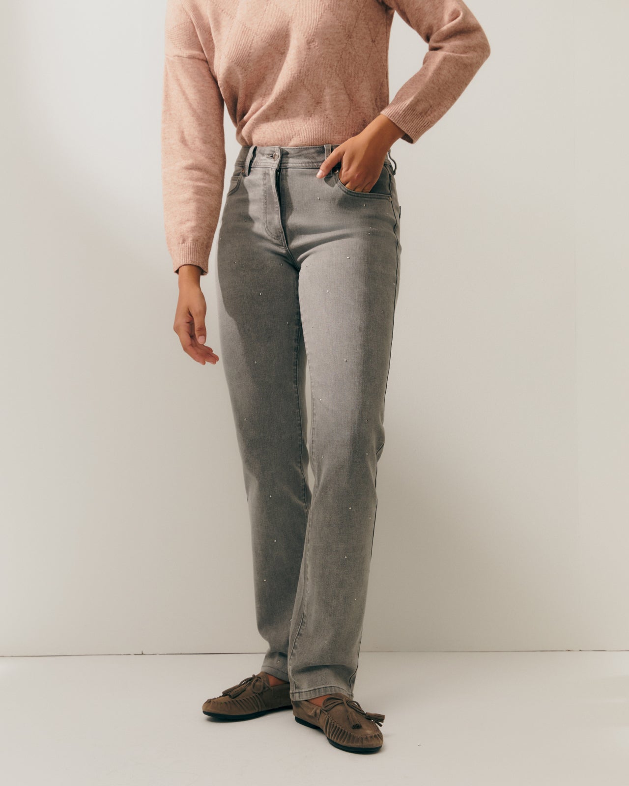 Women's straight-leg jeans with silver micro studs