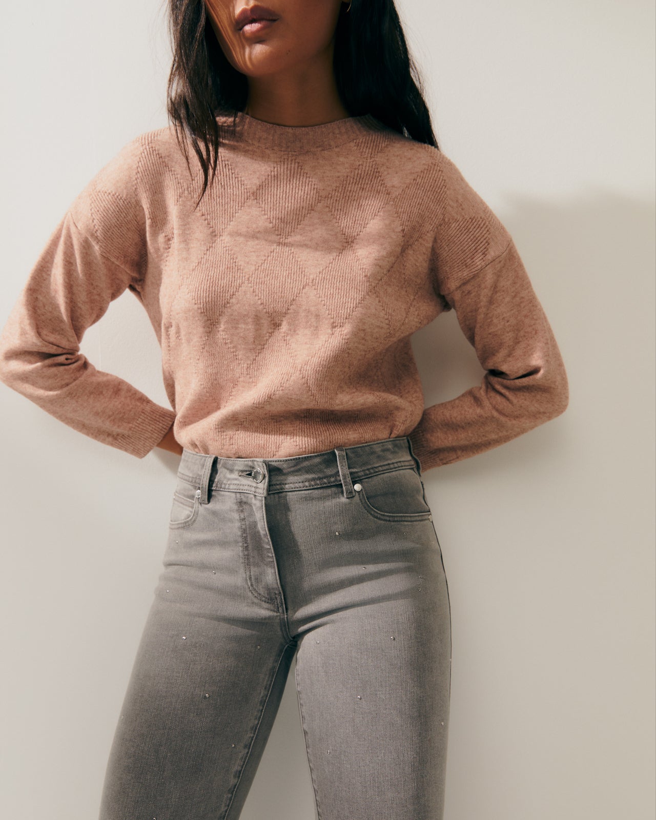 Women's straight-leg jeans with silver micro studs