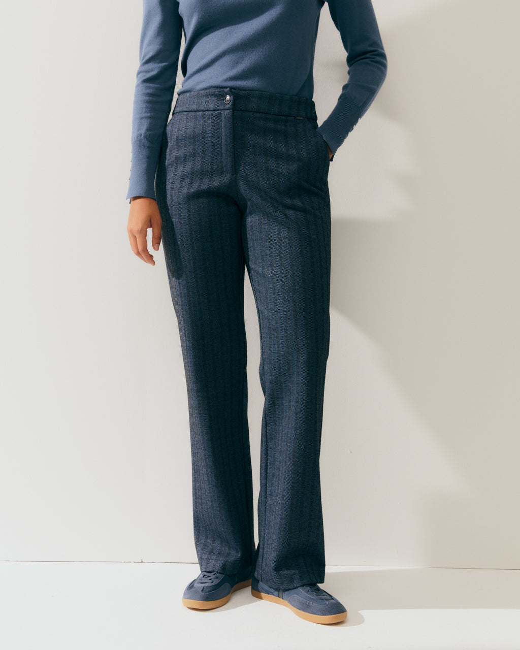 Pantalón recto de mujer punto fantasía espiga