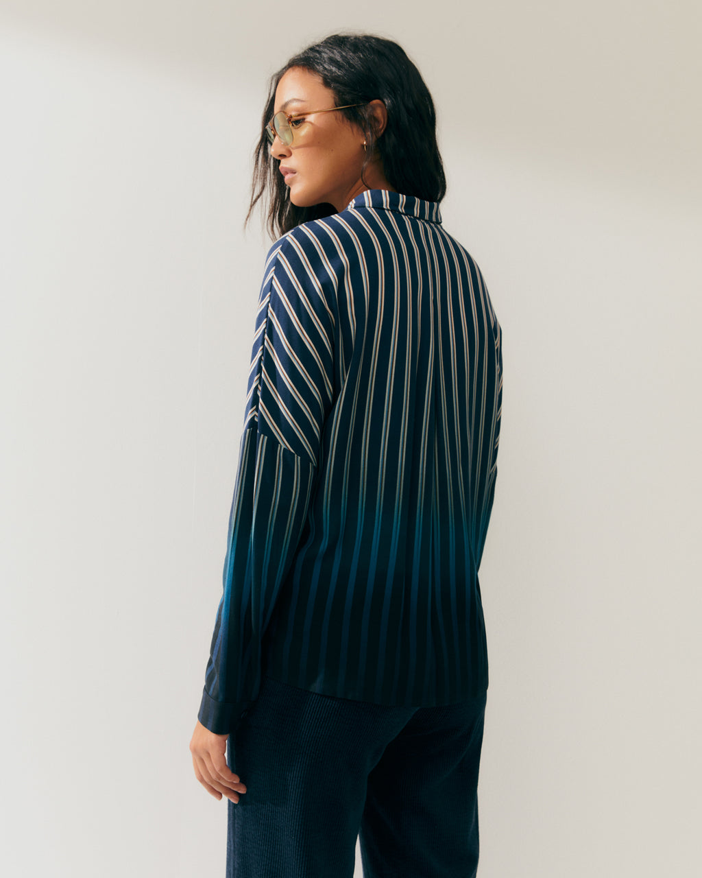 Camisa de mujer estampado rayas cuello camisero