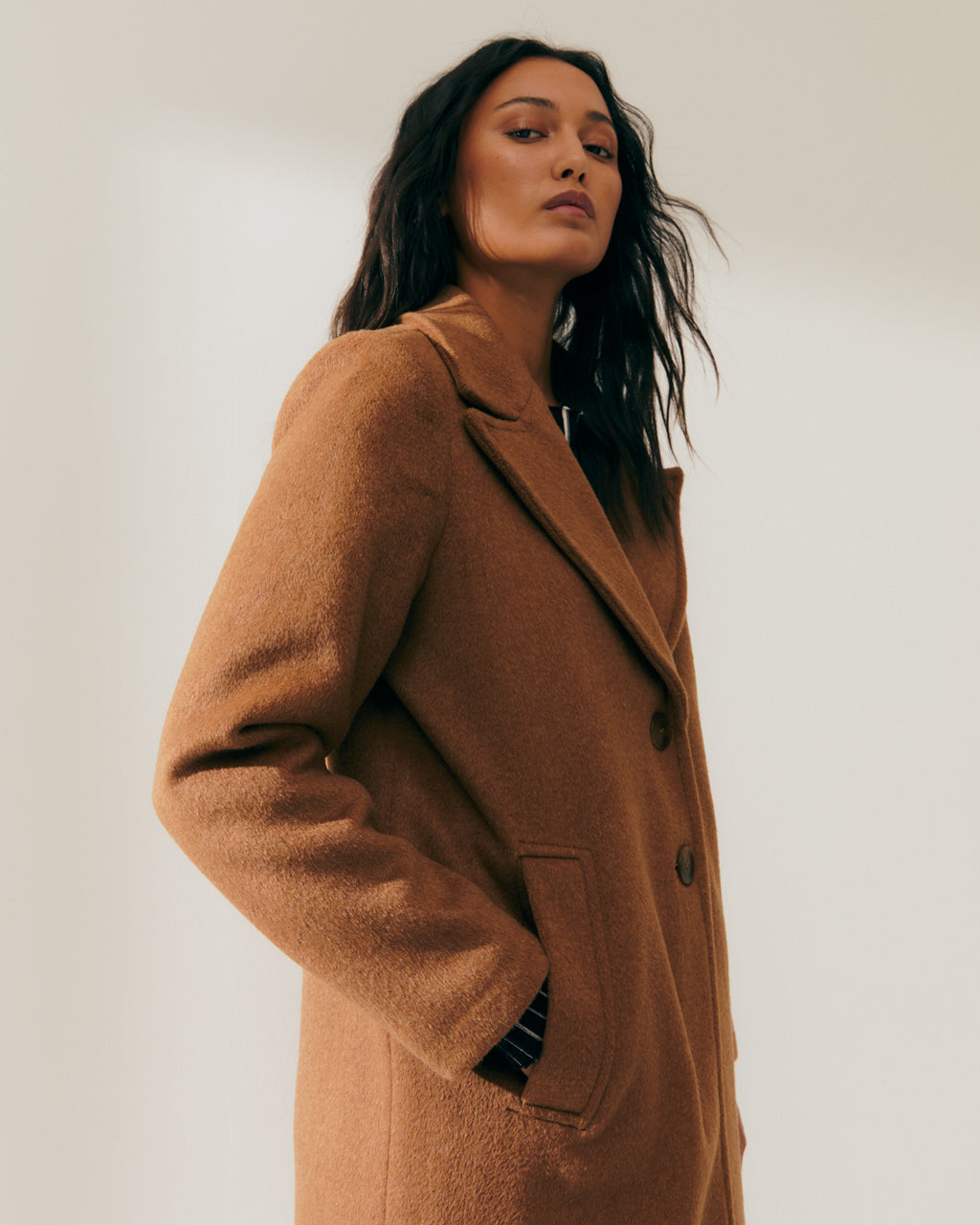 Abrigo largo de mujer