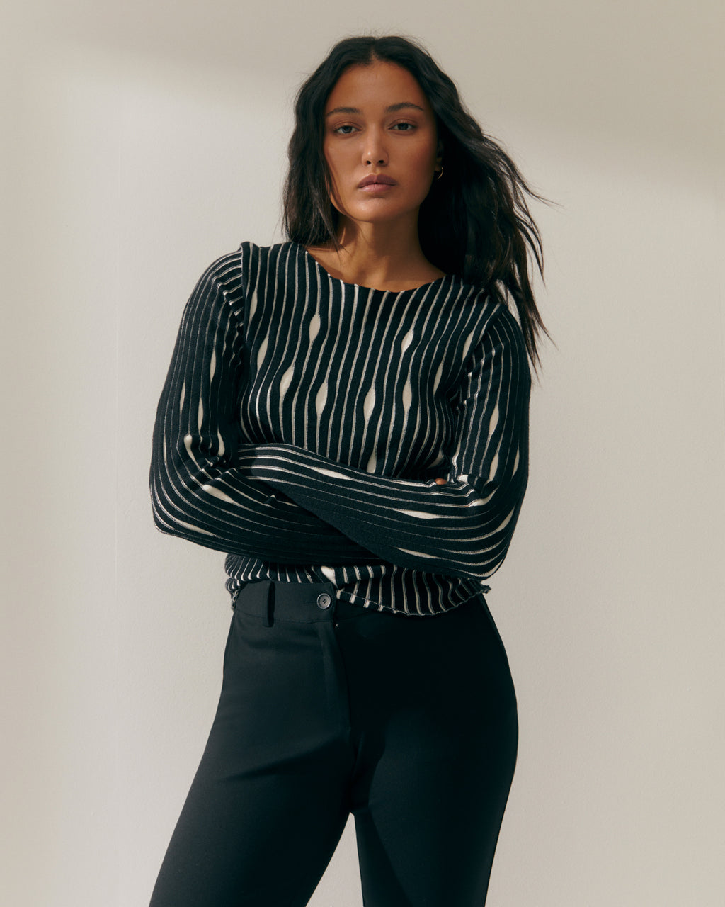 Jersey de mujer punto fantasía bicolor cuello redondo