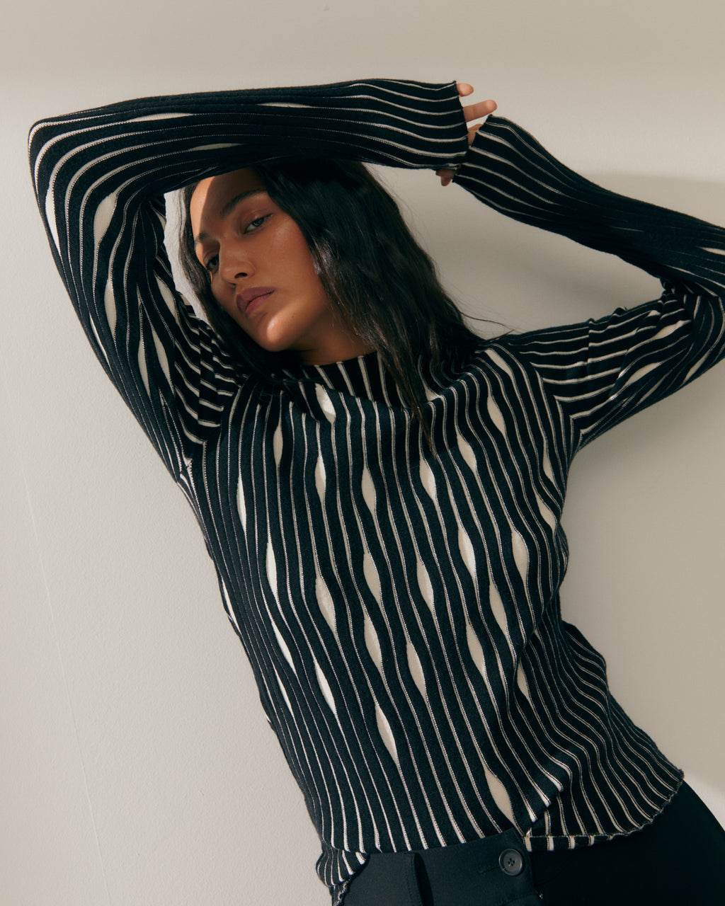 Jersey de mujer punto fantasía bicolor cuello redondo